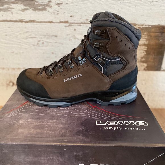 Lowa Men\'s Camino EVO GTX Boots main image 2